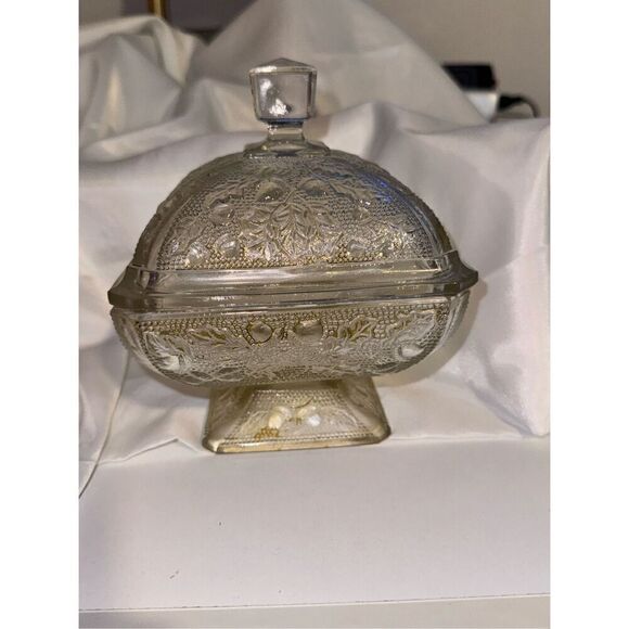 Vintage Depression glass dish lid Westmoreland needs help - Picture 12 of 13